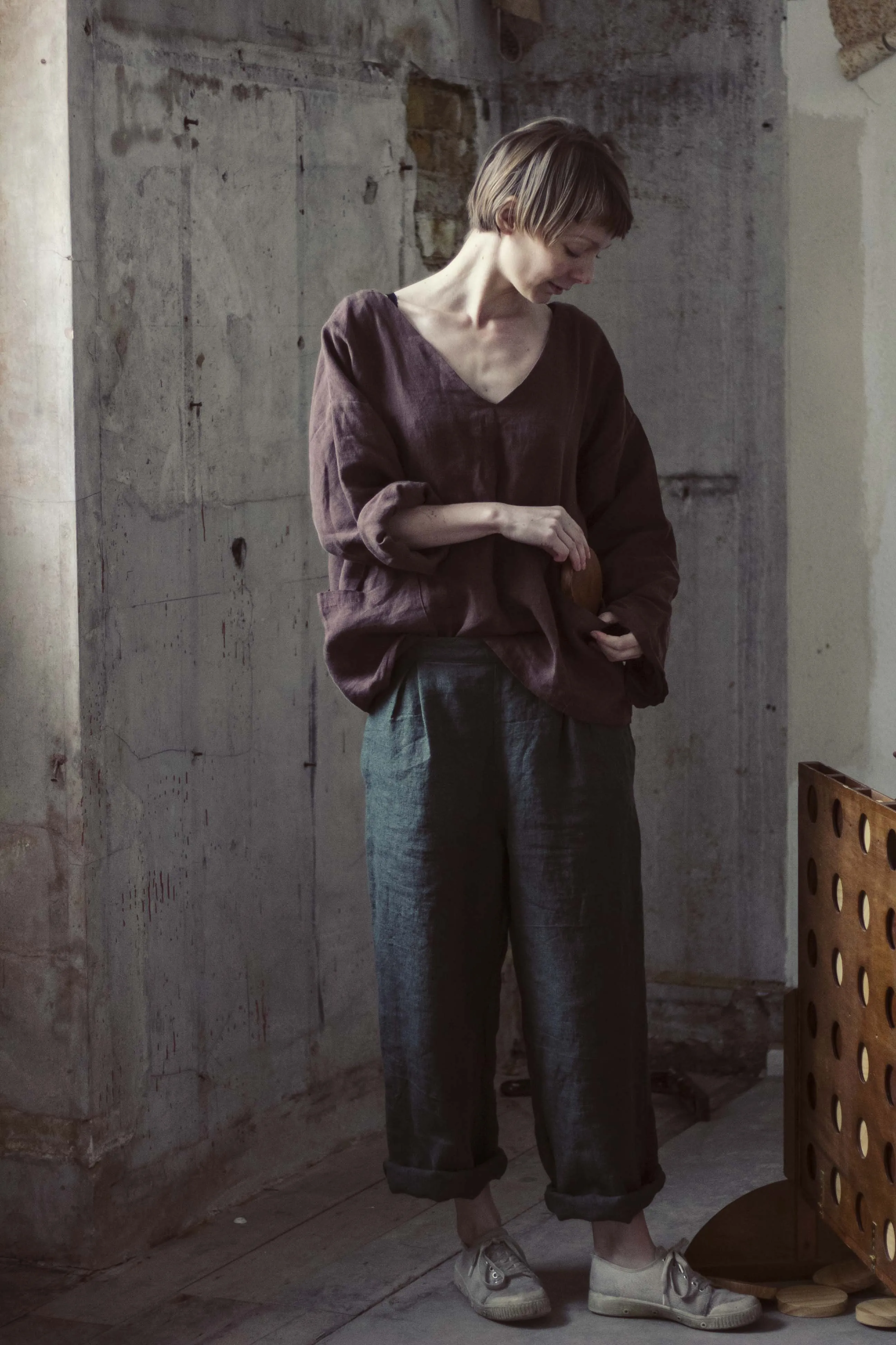 100% Linen Tailored Trousers