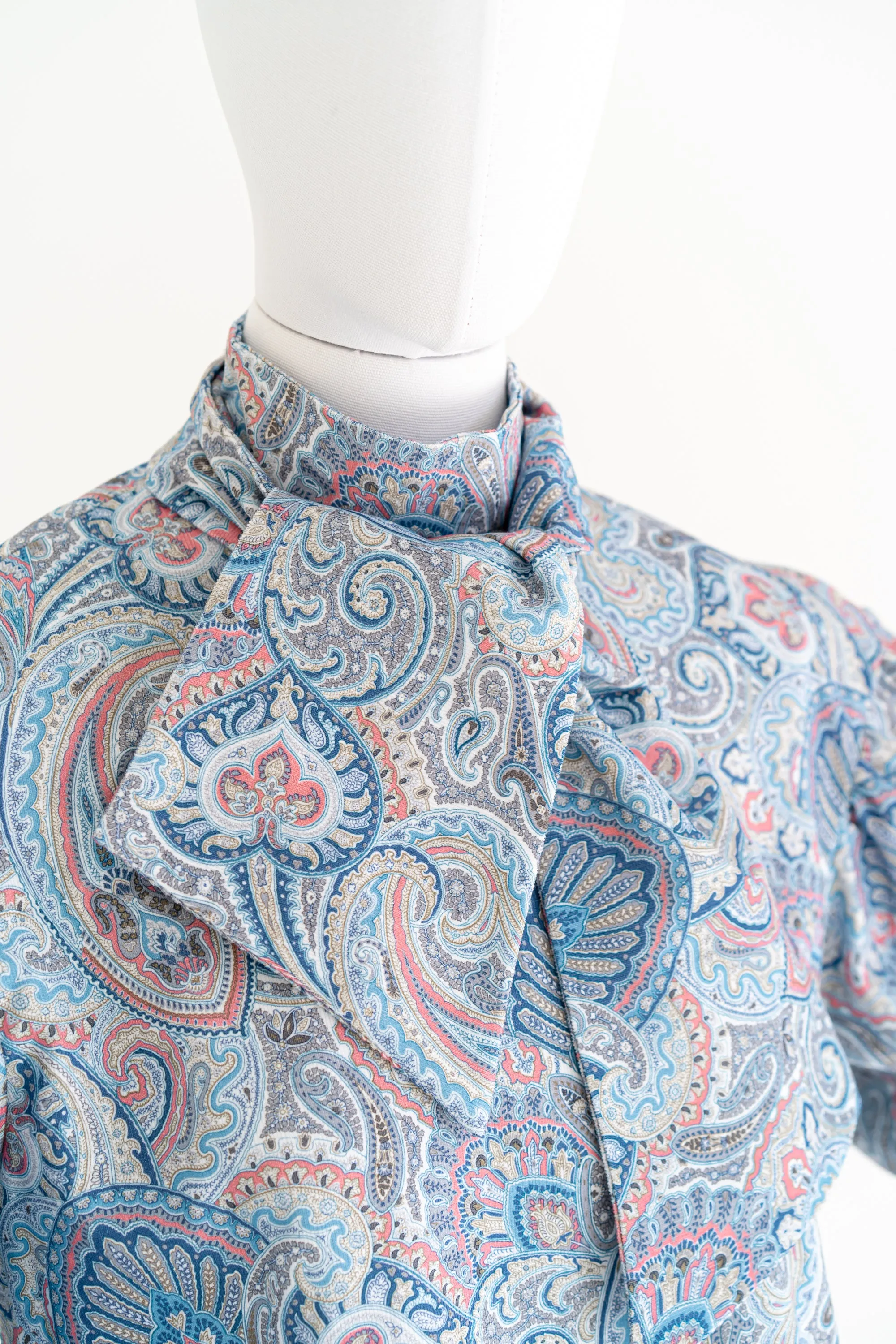 61-1 FLAIR Blouse with bow tie and back buttons