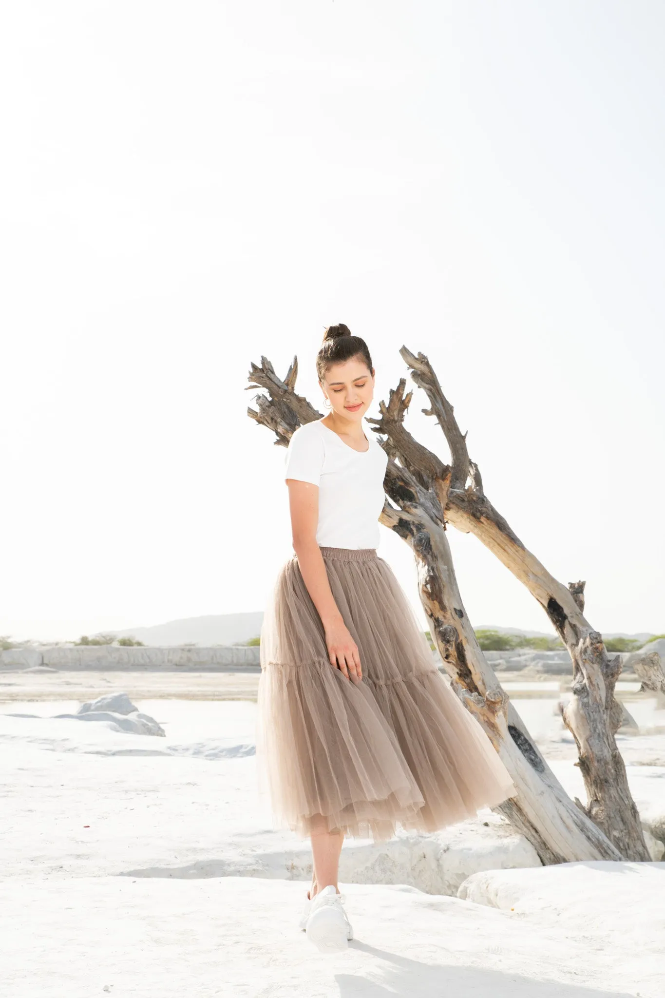 ARIZONA RUFFLE TULLE SKIRT - TAN BROWN