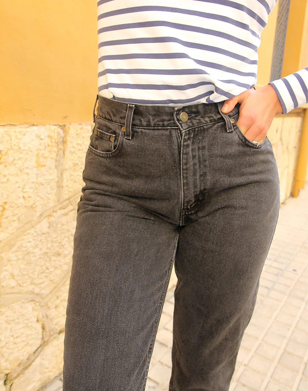 Black Mom Jeans