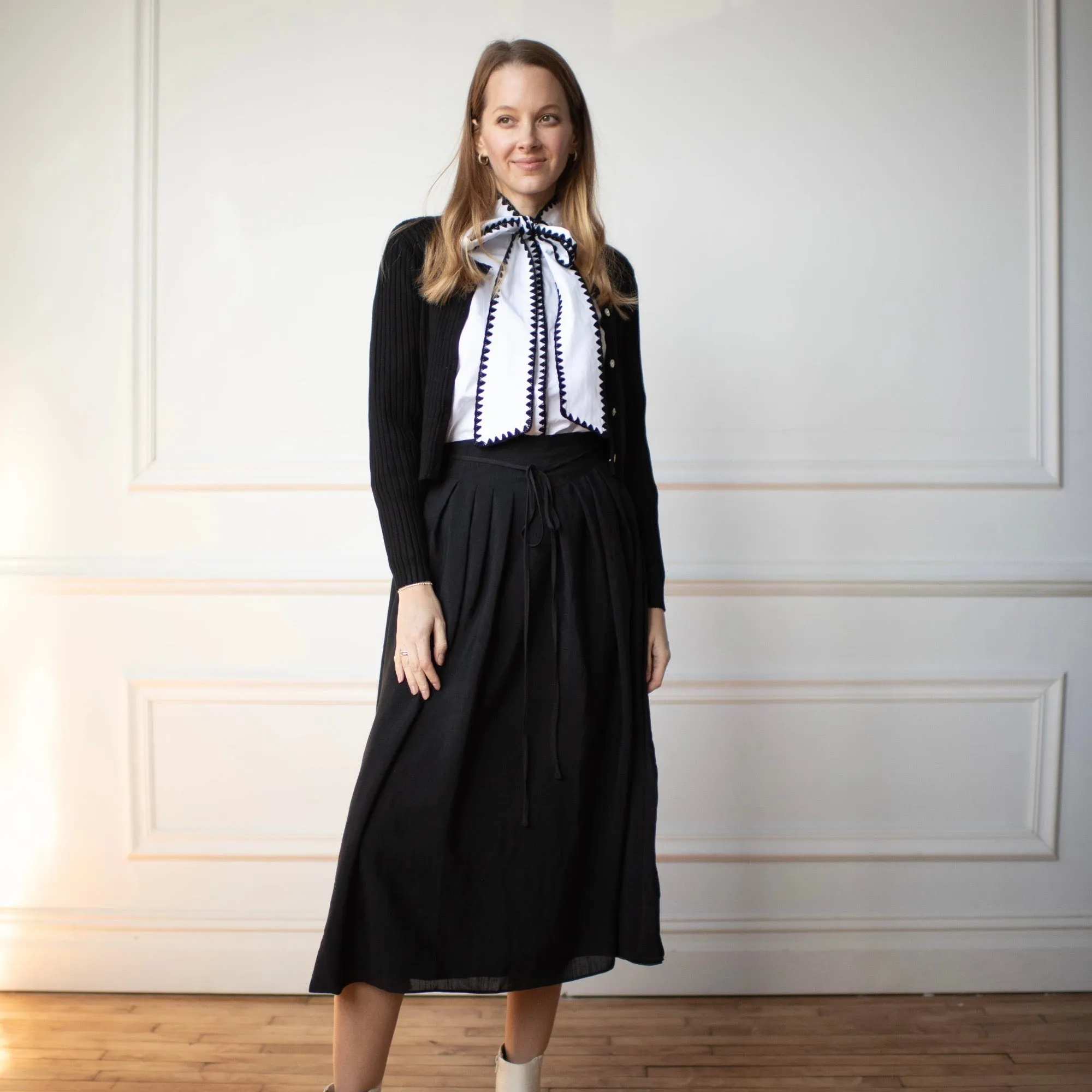 Bow Tie Blouse | Black stitching [Final Sale]
