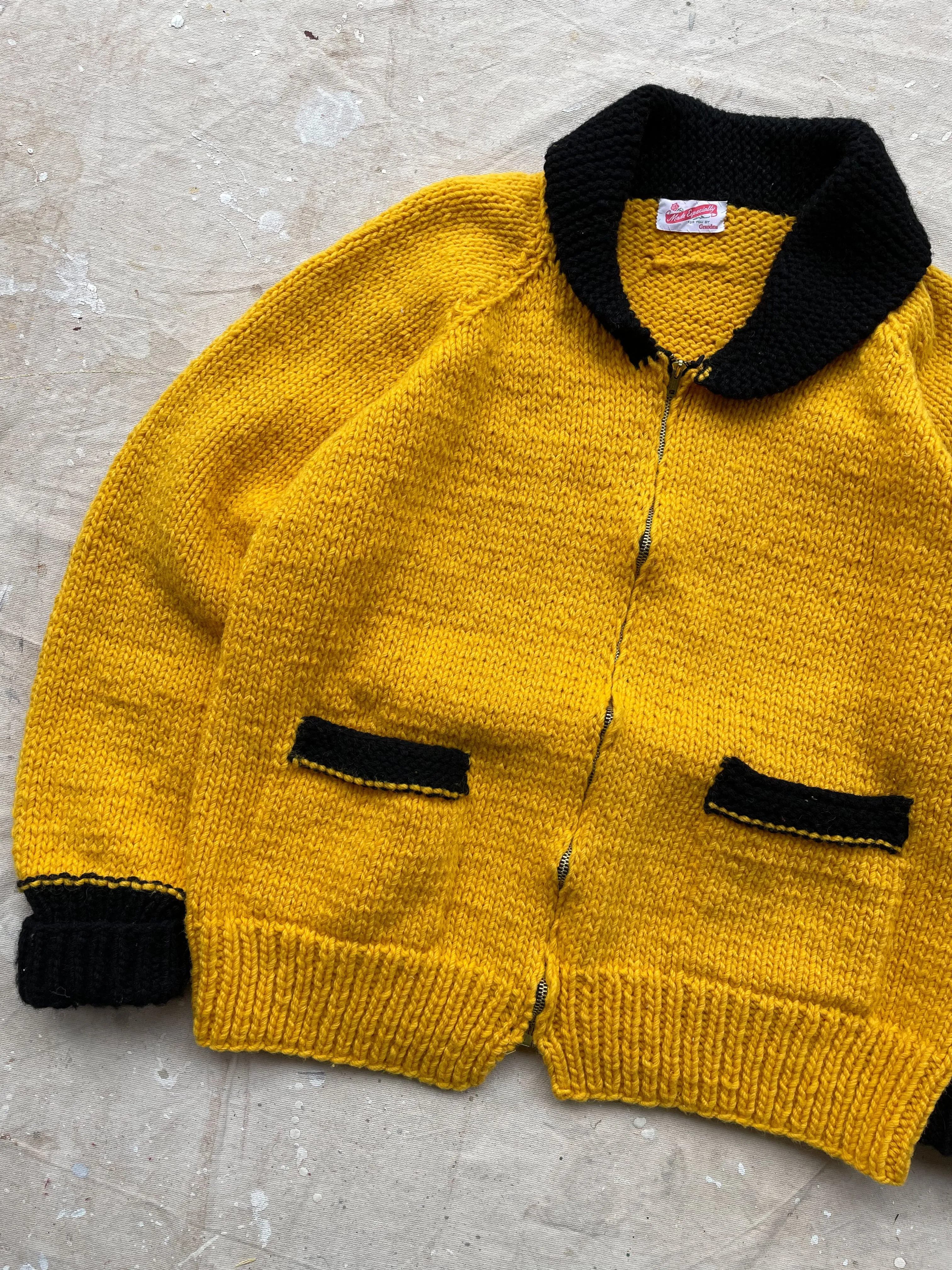 Grandma's Zip Cardigan Sweater—[XL]