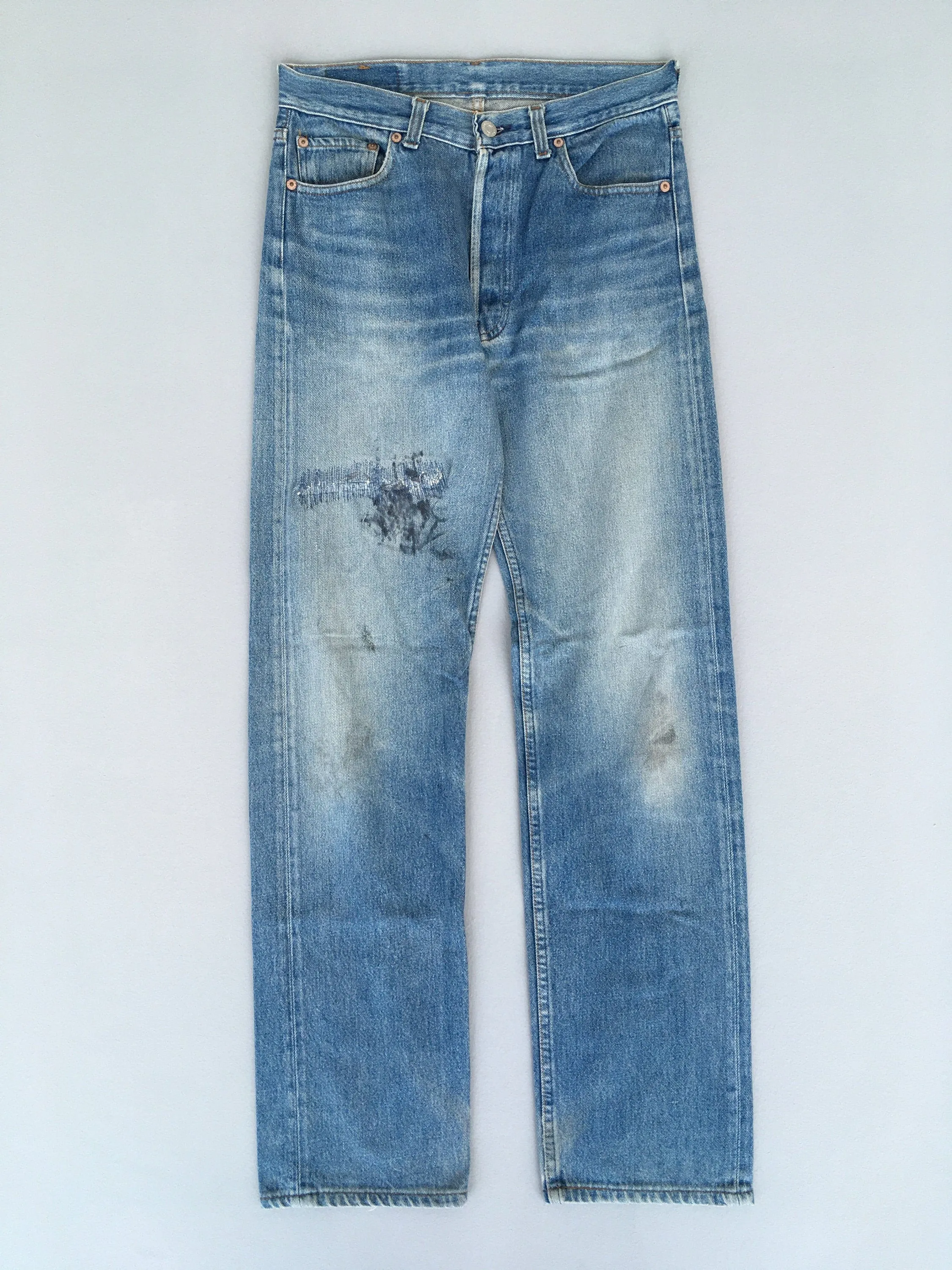 Size 28x30 Levi's 501 Faded Blue Dirty Jeans